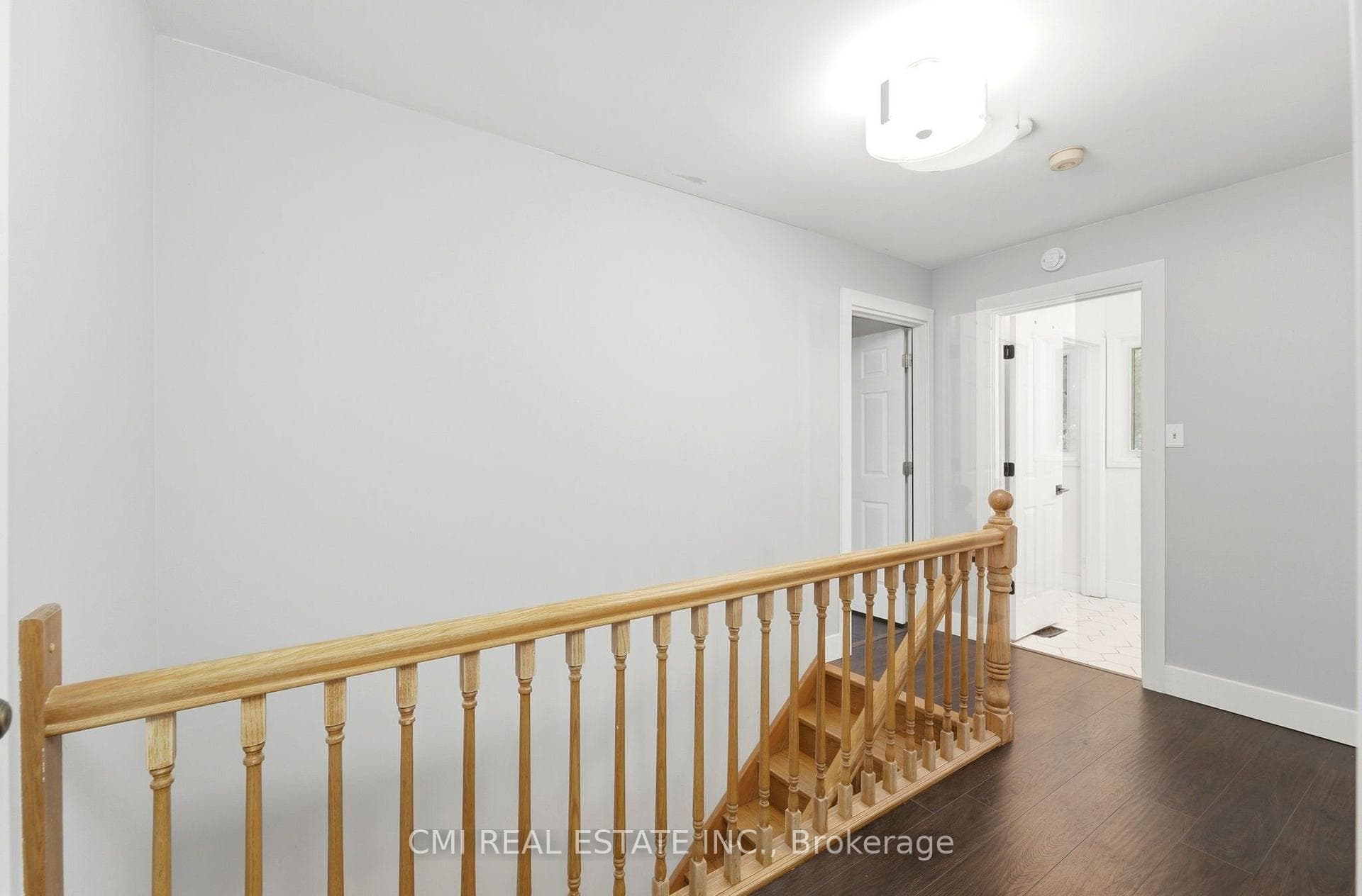6 John Place photo 21