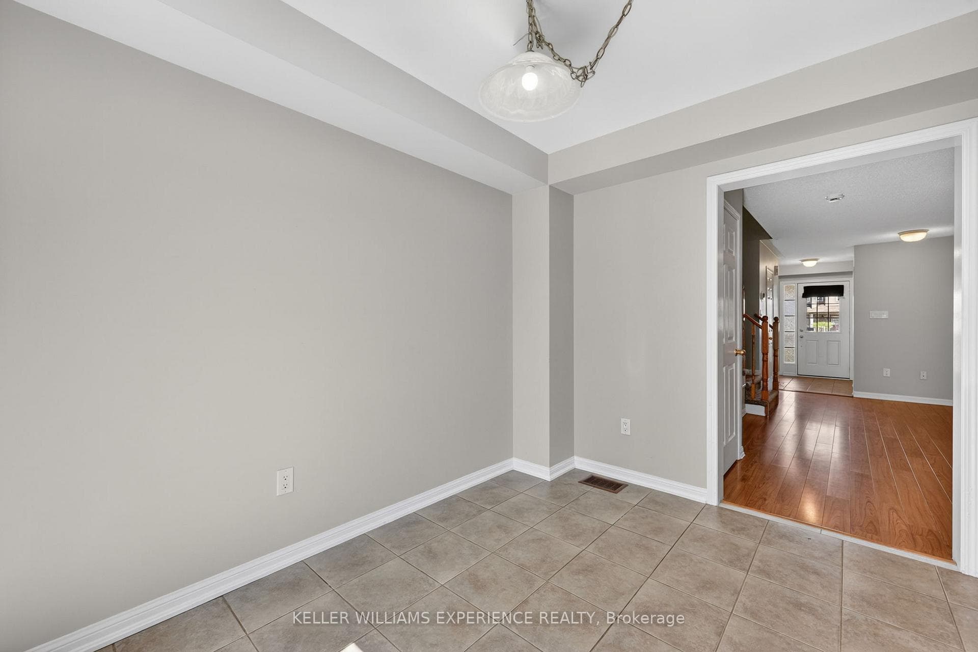 76 Commonwealth Road photo 15
