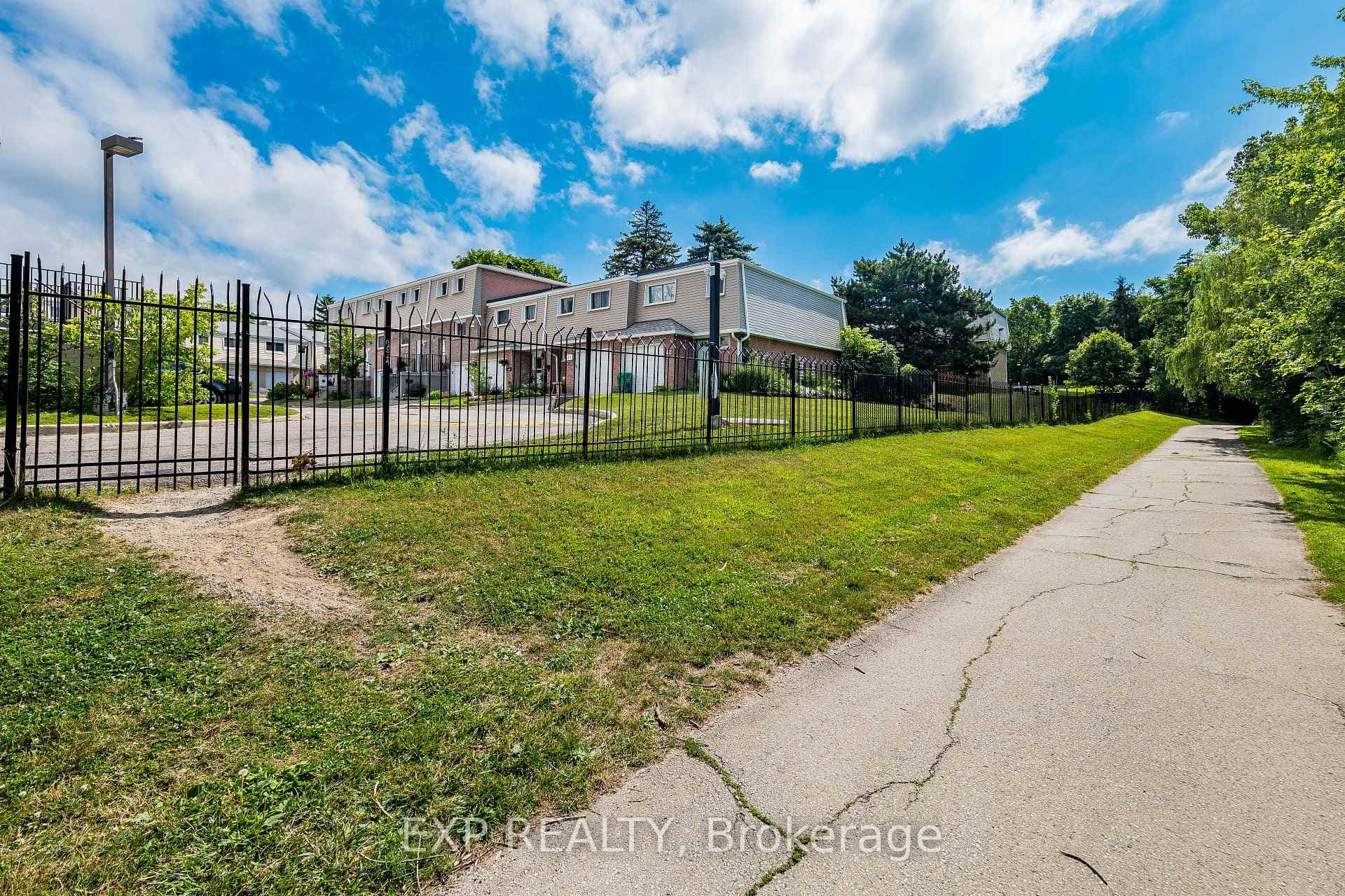 400 Mississauga Valley Boulevard Unit 38 photo 42