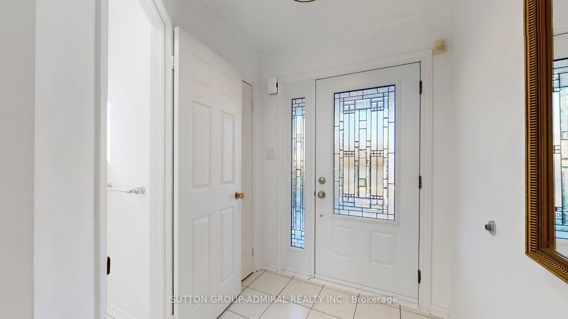 111 Kelso Crescent photo 3
