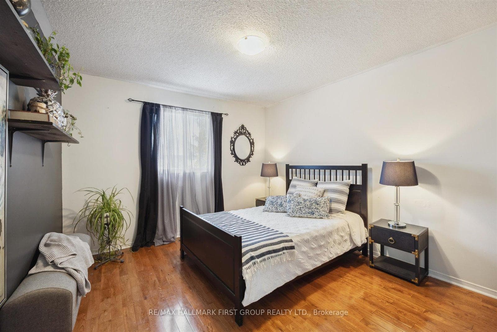 1516 Boyne Court photo 18