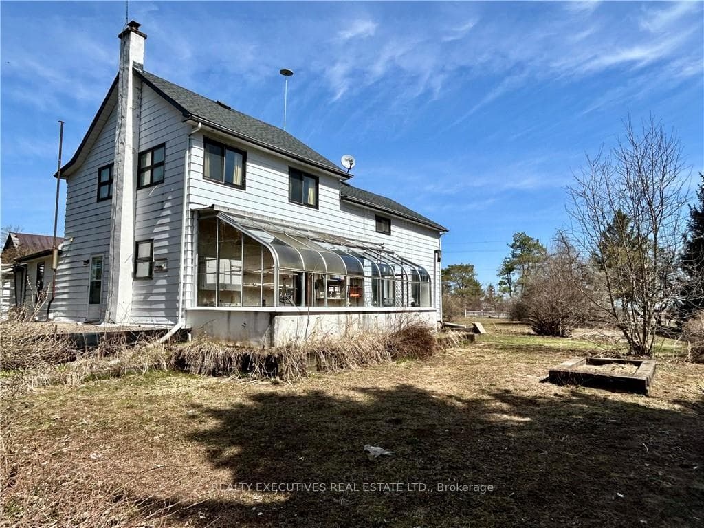 1344 RODNEY Lane photo 4