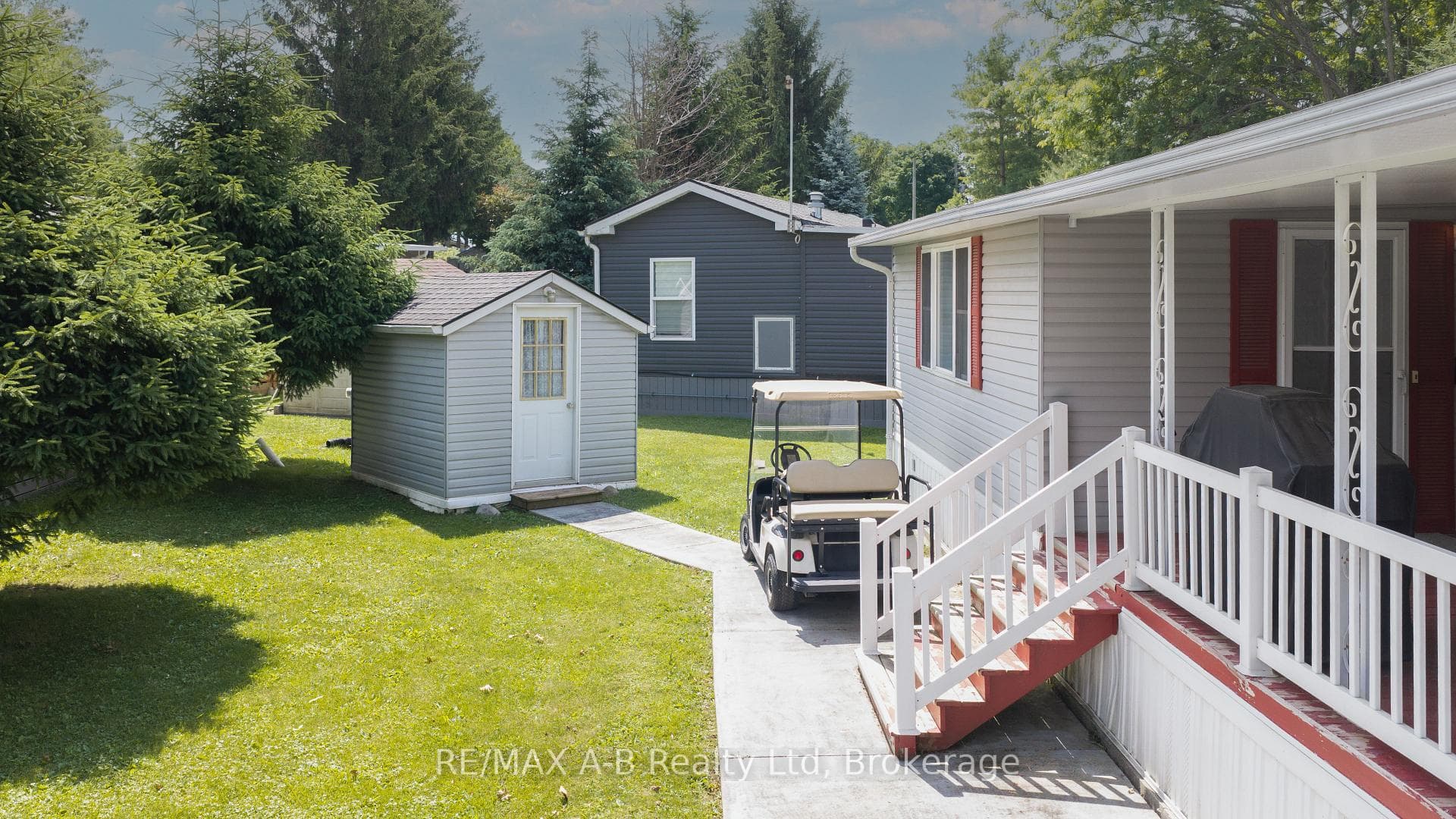 316489 31st Line Unit 906 photo 21