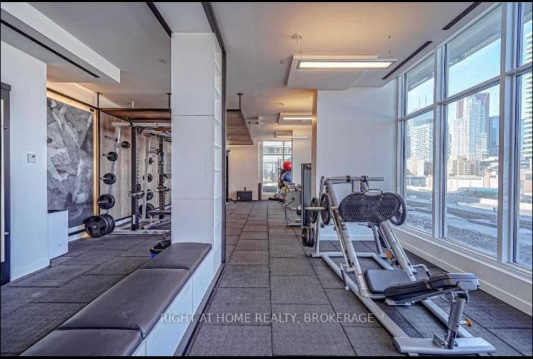 20 Richardson Street Unit 709 photo 10