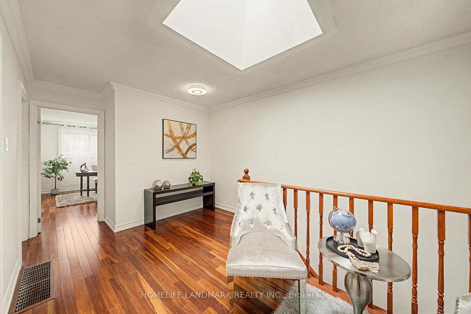 275 Goldenwood Road photo 7
