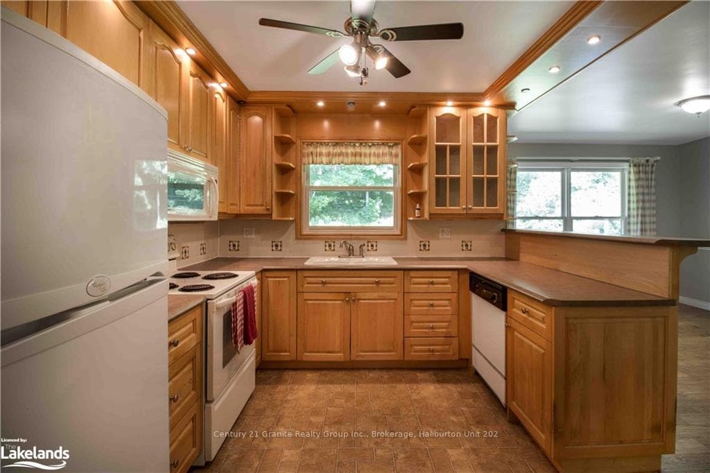 1027 BLAIRHAMPTON Road photo 19