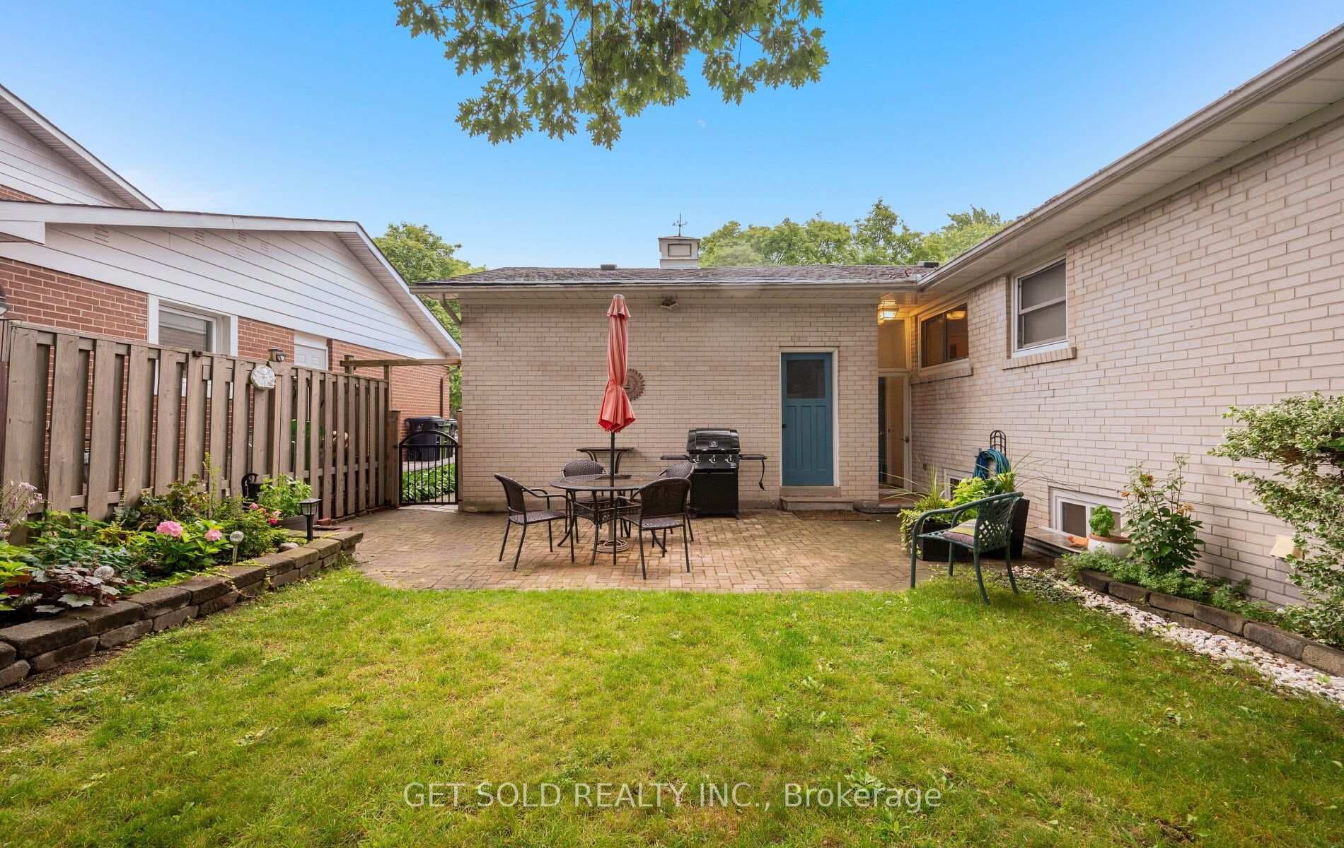 240 Mill Road photo 38