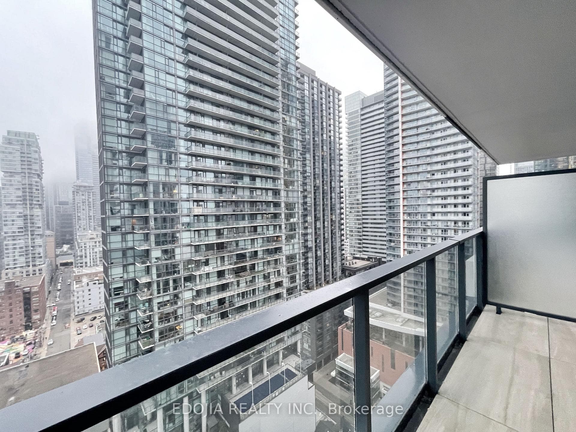 38 Widmer Street Unit 2705 photo 6