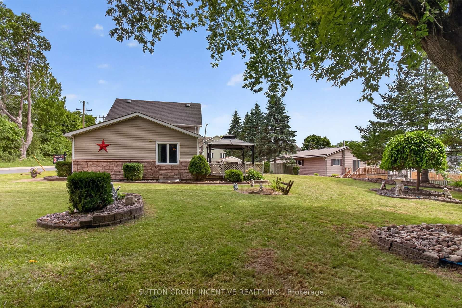 190 Bartholomew Street photo 15