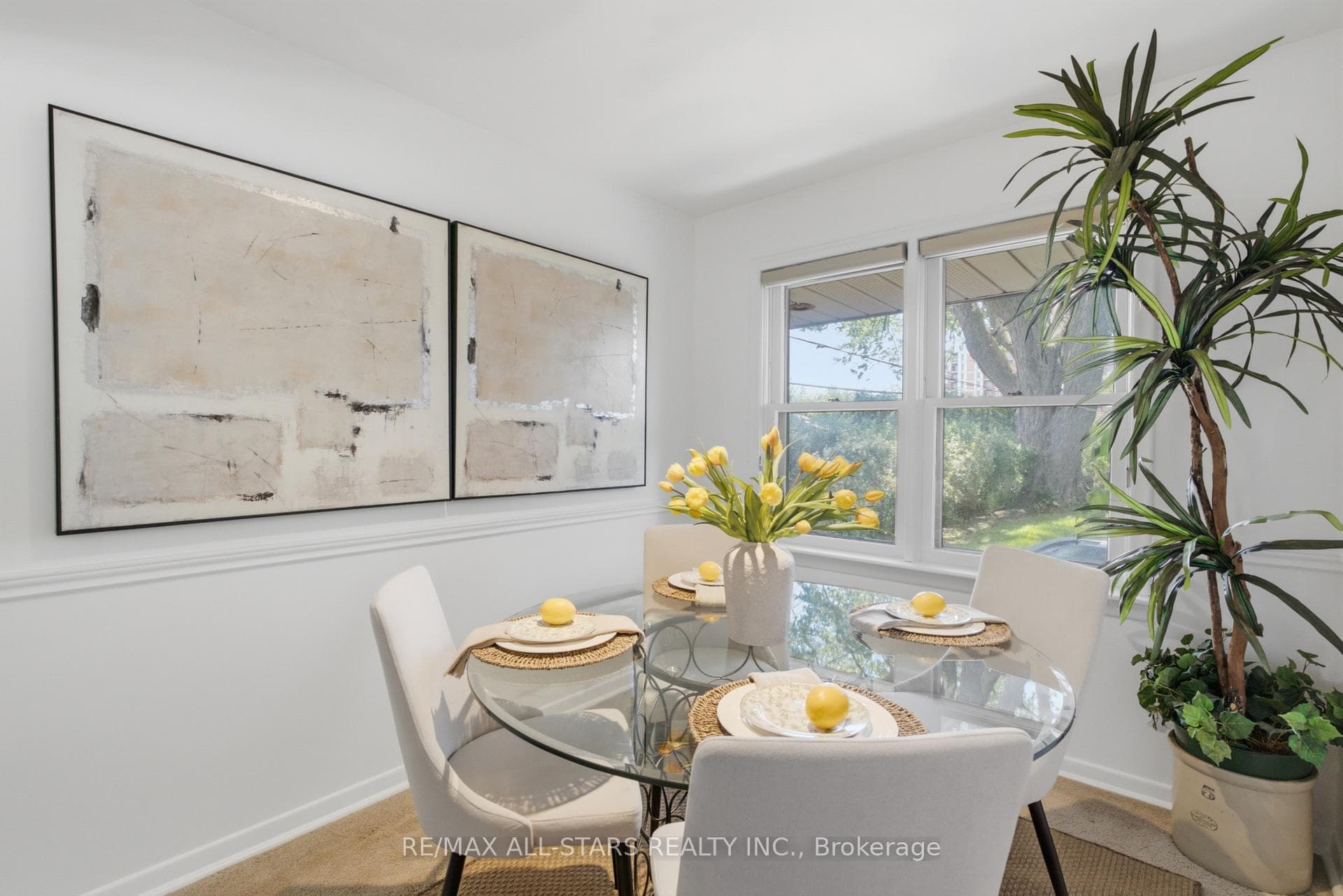 382 Rupert Avenue photo 10