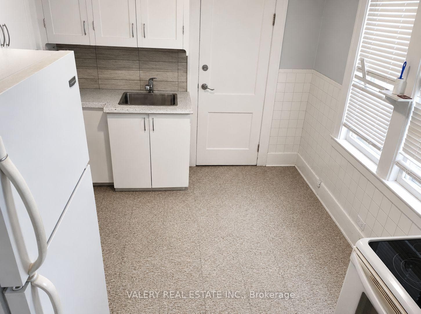 1264 Elsmere Ave Avenue Unit 2 photo 4