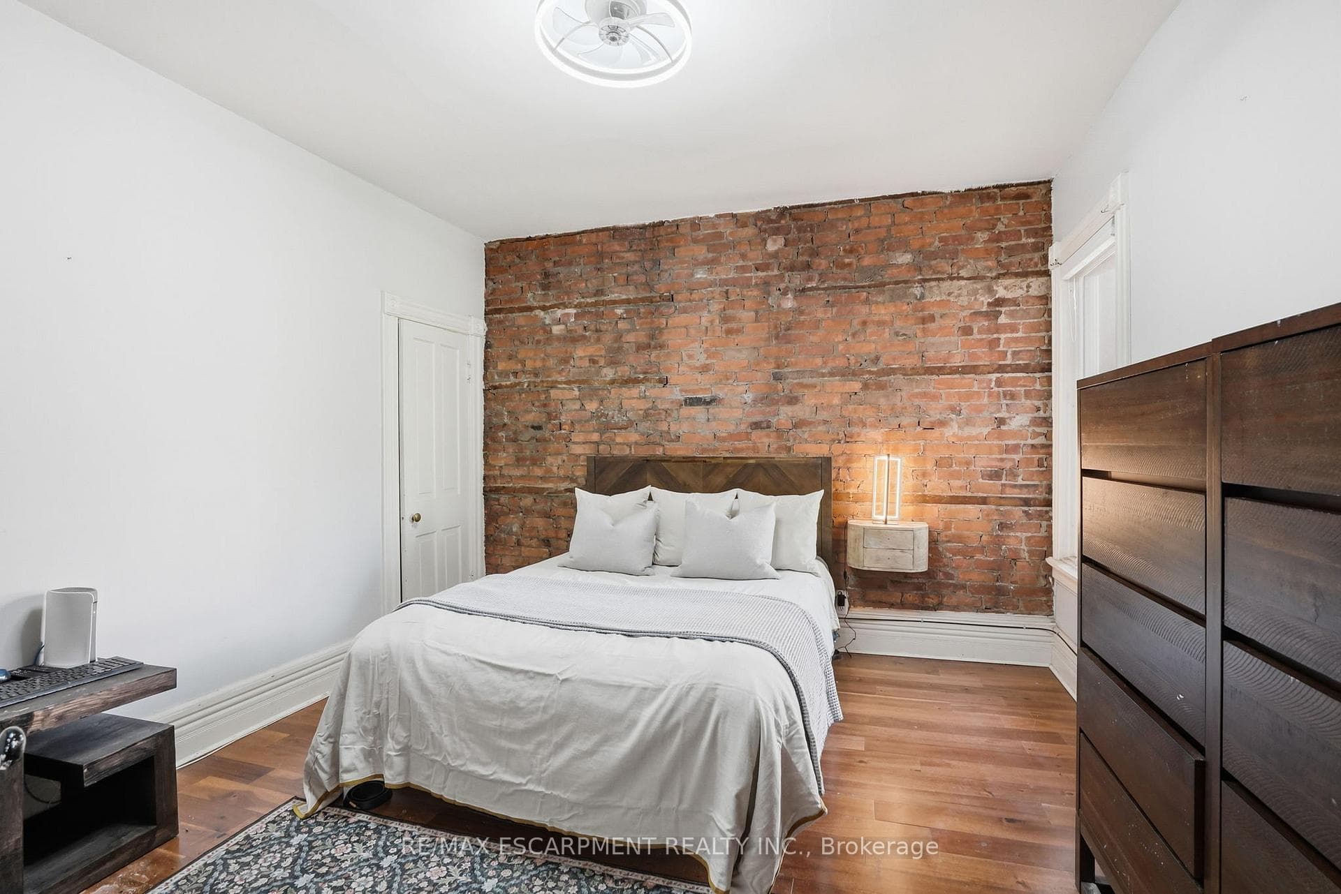 101 Victoria Avenue photo 24