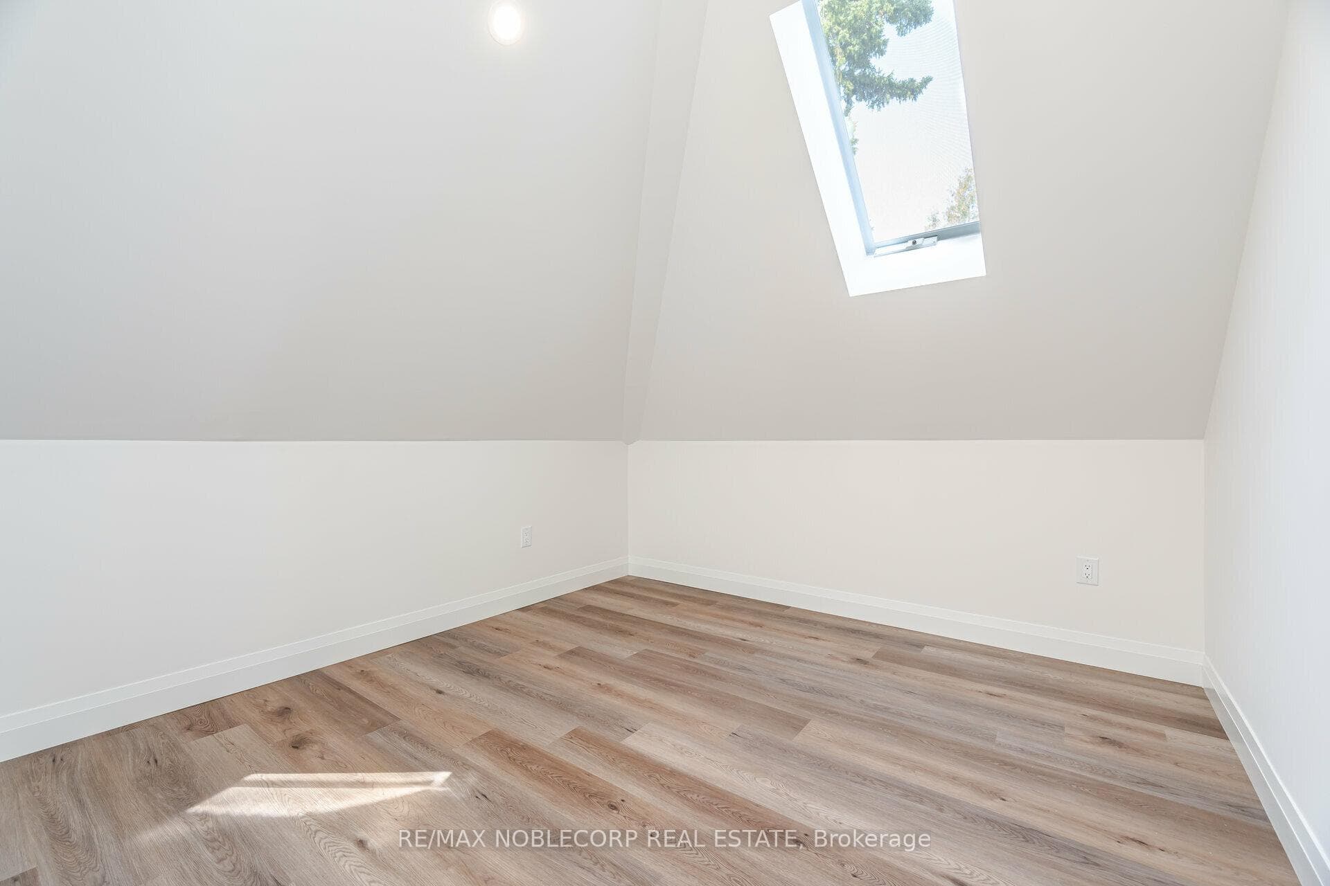 40 Montcalm Avenue Unit GSuite photo 23