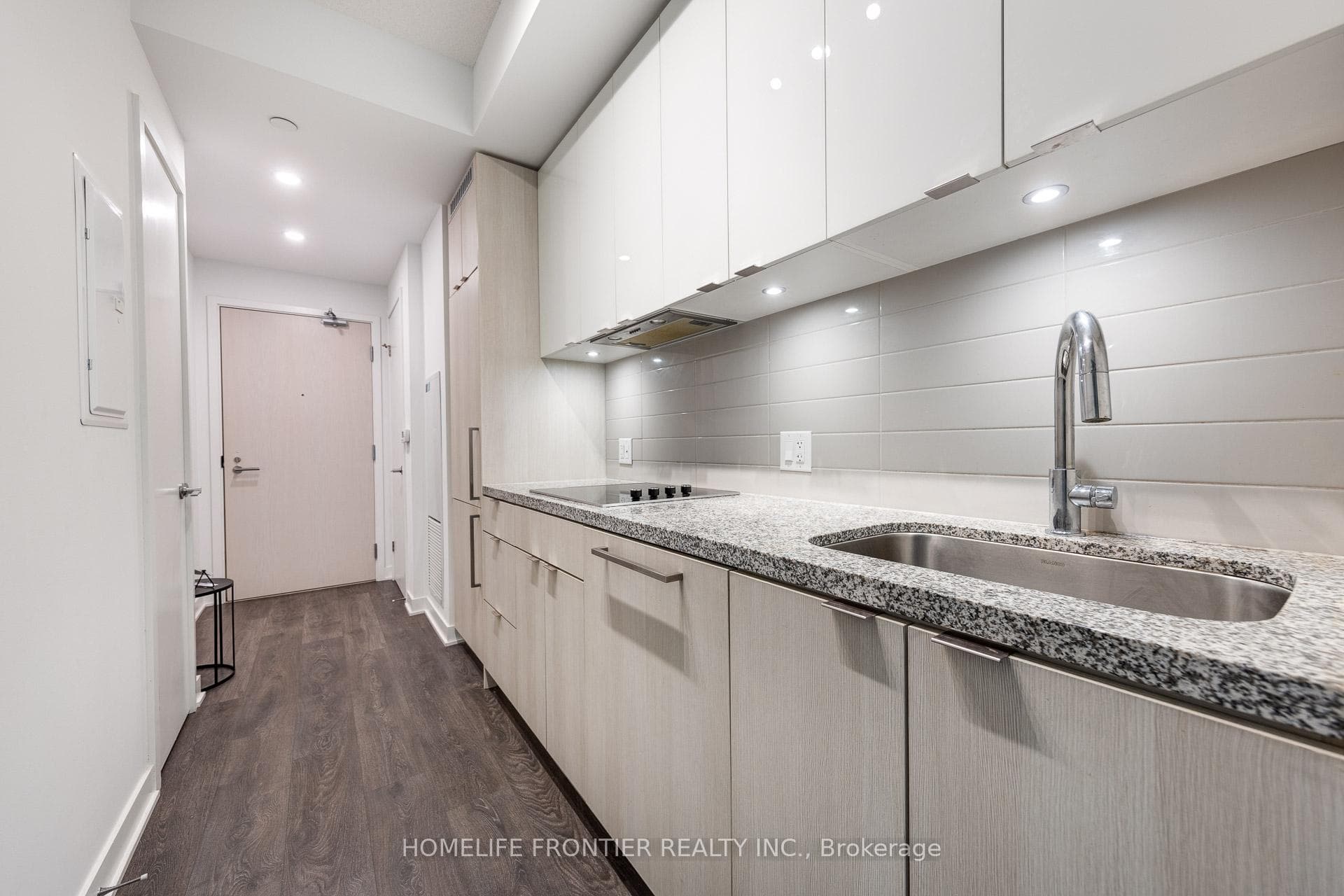 115 Blue Jays Way Unit 605 photo 4