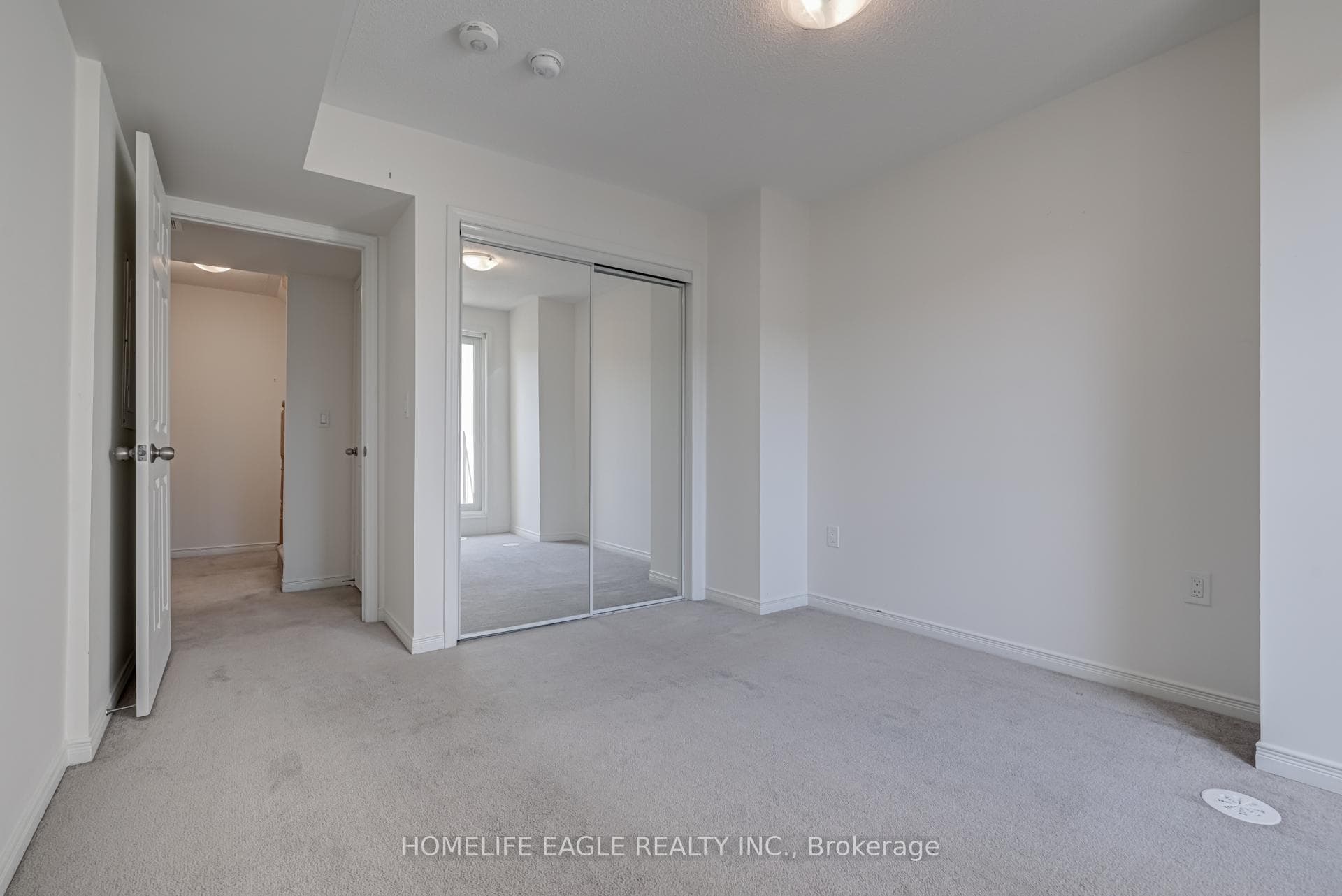 8825 Sheppard Avenue Unit 311 photo 21