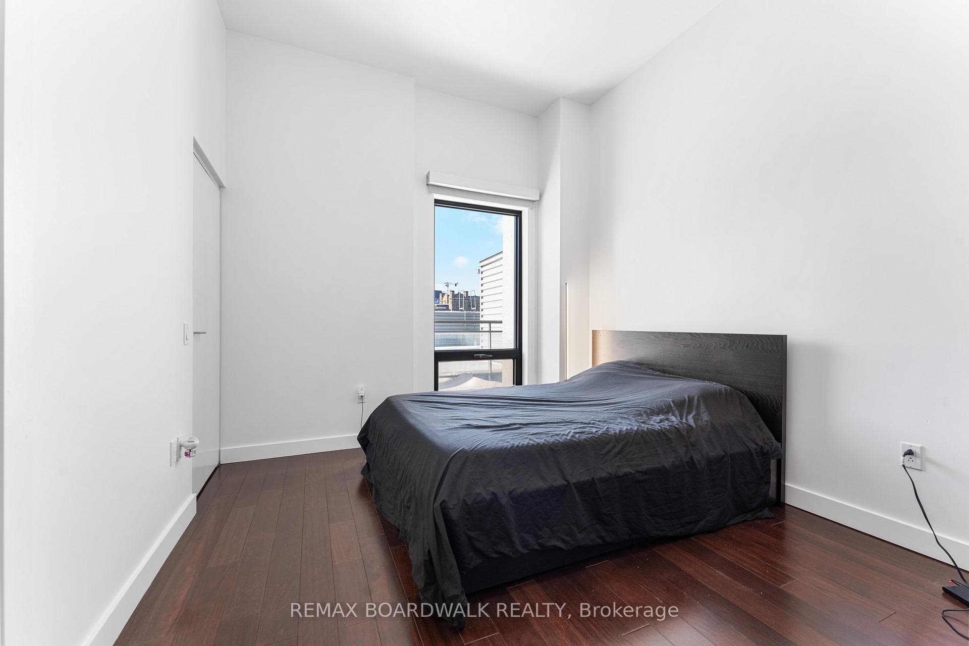 90 George Street Unit 401 photo 9