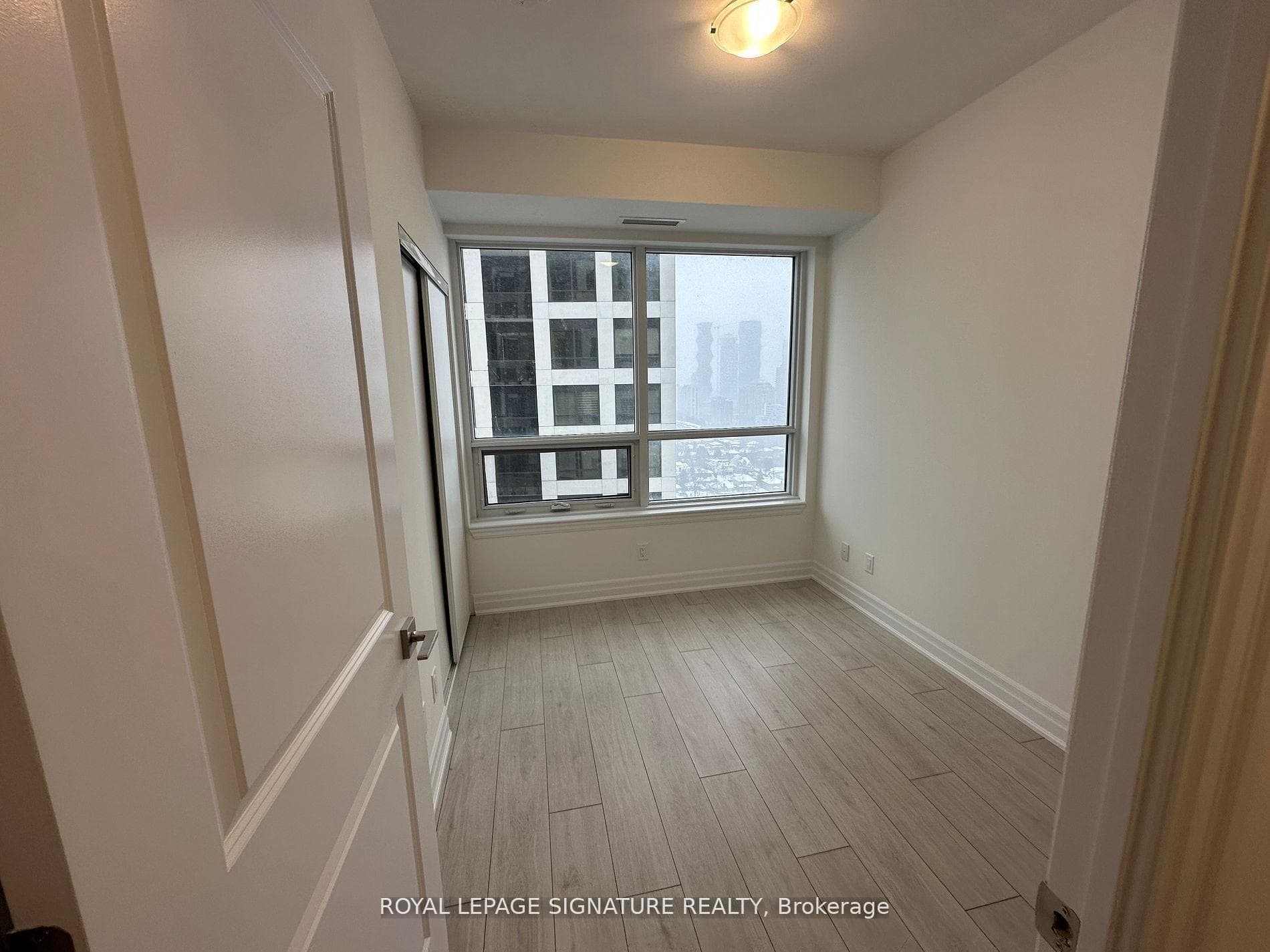 30 Elm Drive Unit 2810 photo 14