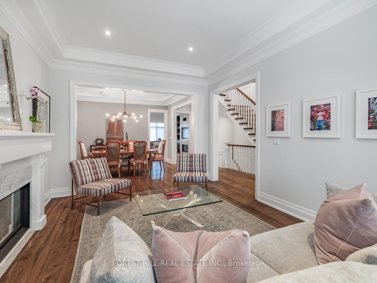 10 Flanders Road photo 6