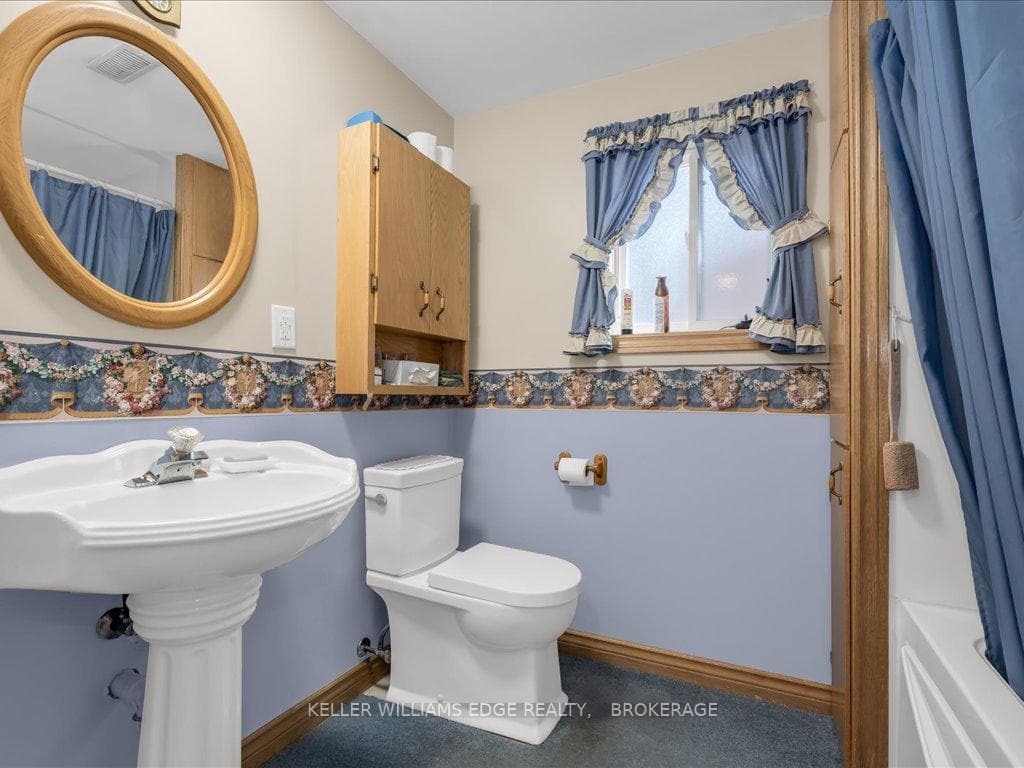 3245 HYMAN Avenue photo 27