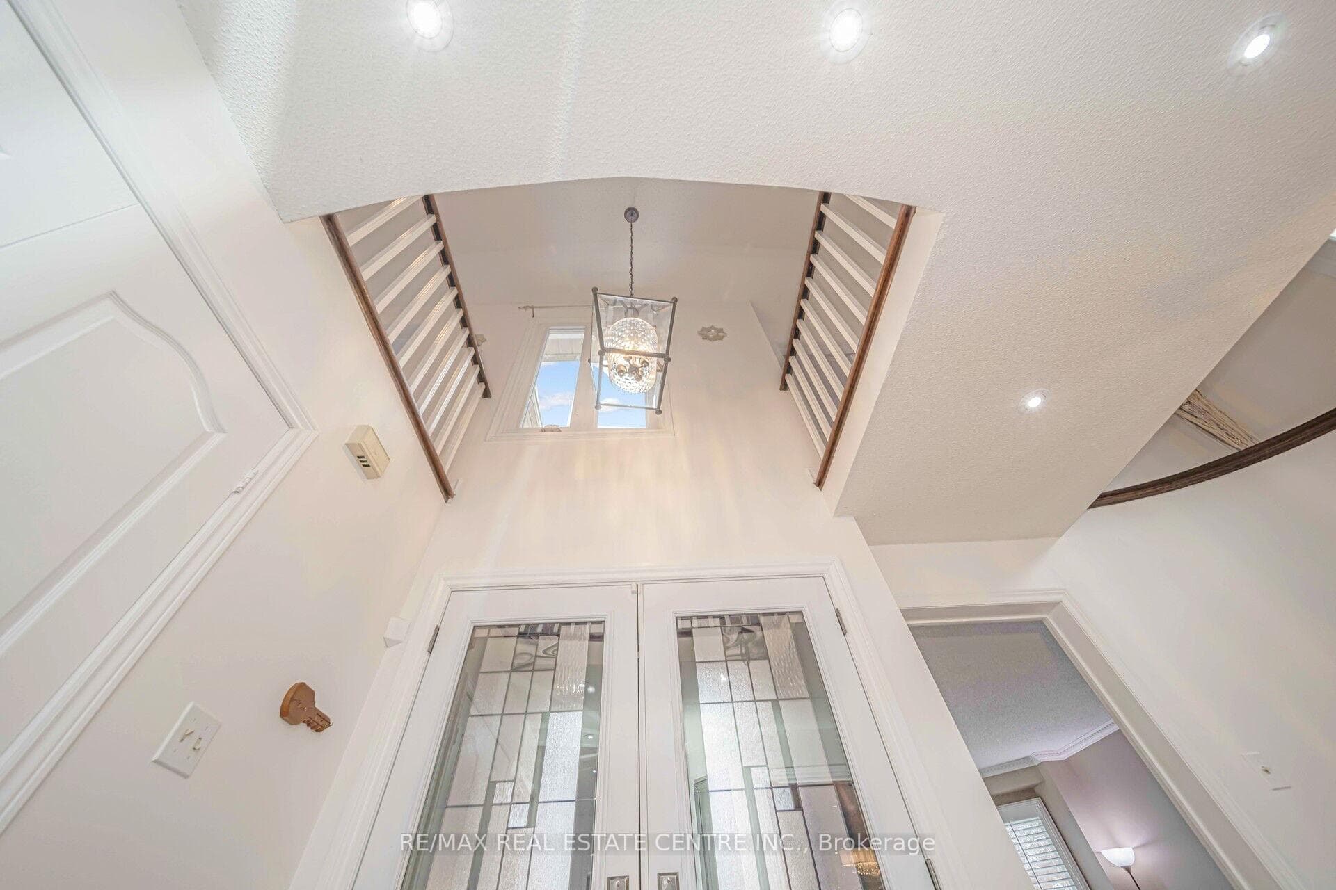 63 Leeward Drive photo 15