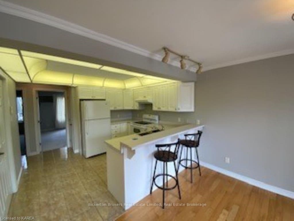 237 OAK Street Unit 1202 photo 9