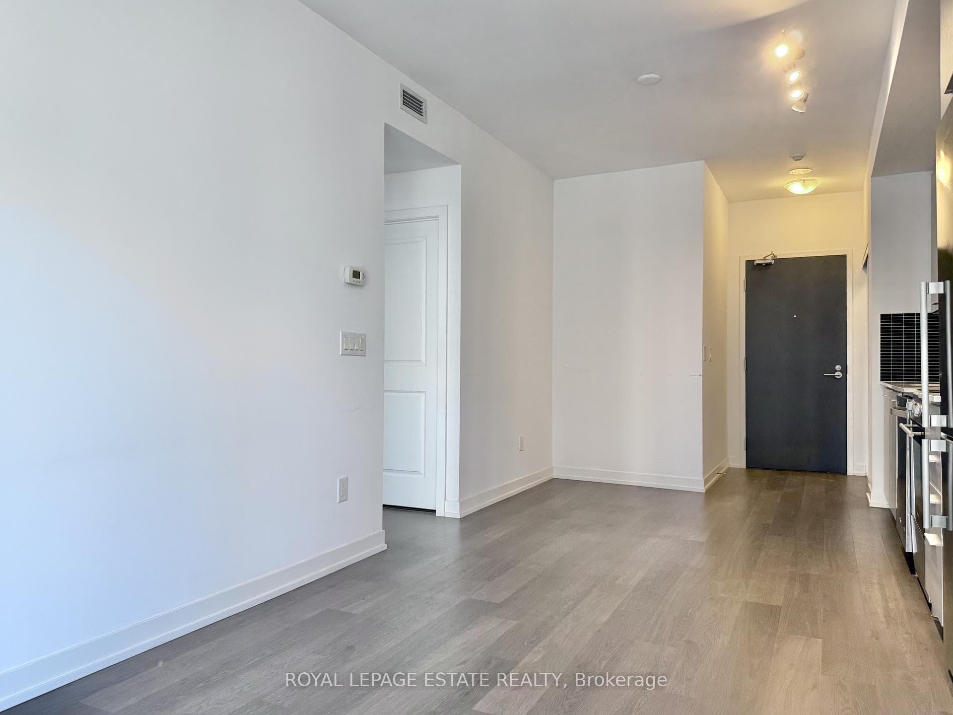 105 George Street Unit 1215 photo 13