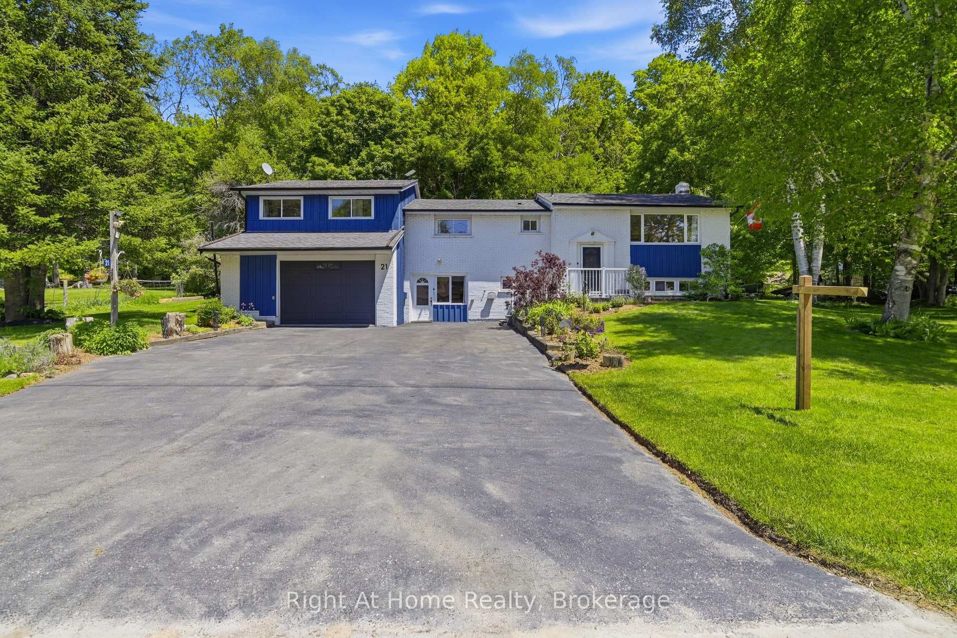 21 Nonquon Drive photo 1