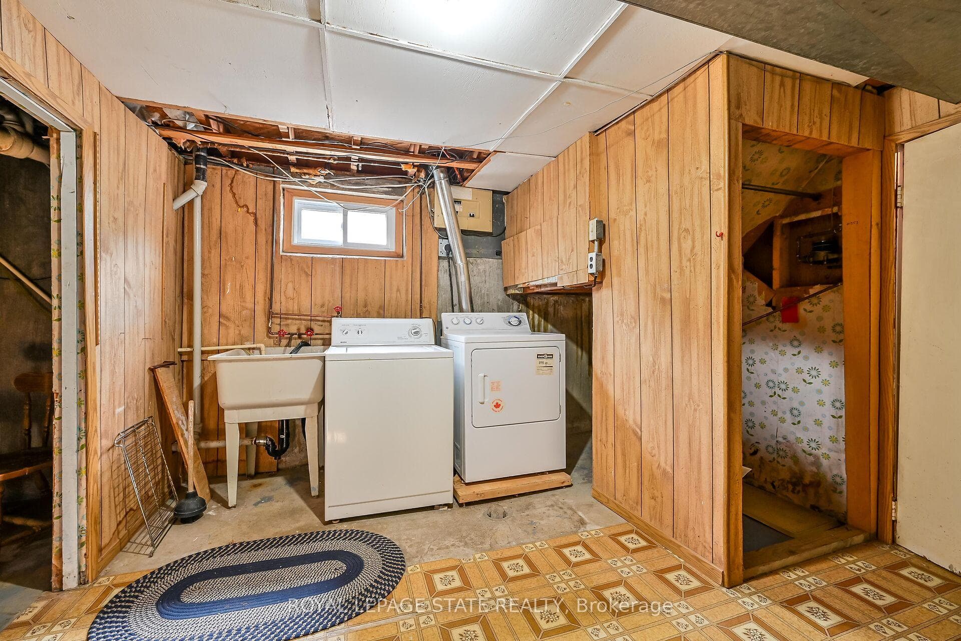 63 Fernwood Crescent photo 23