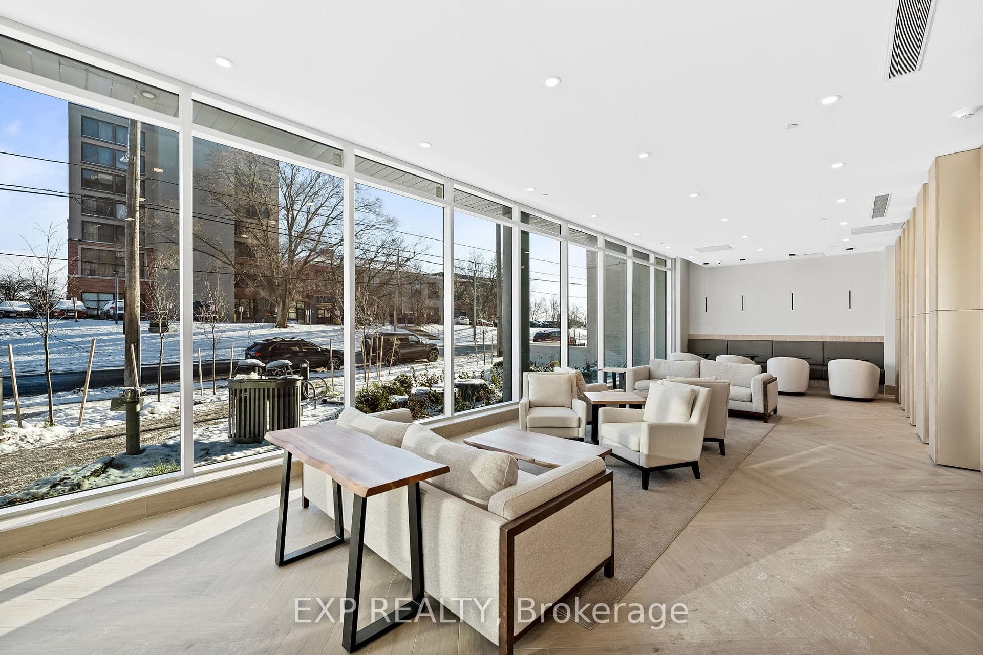 Wi-Fi Enabled Bright and Modern Lobby