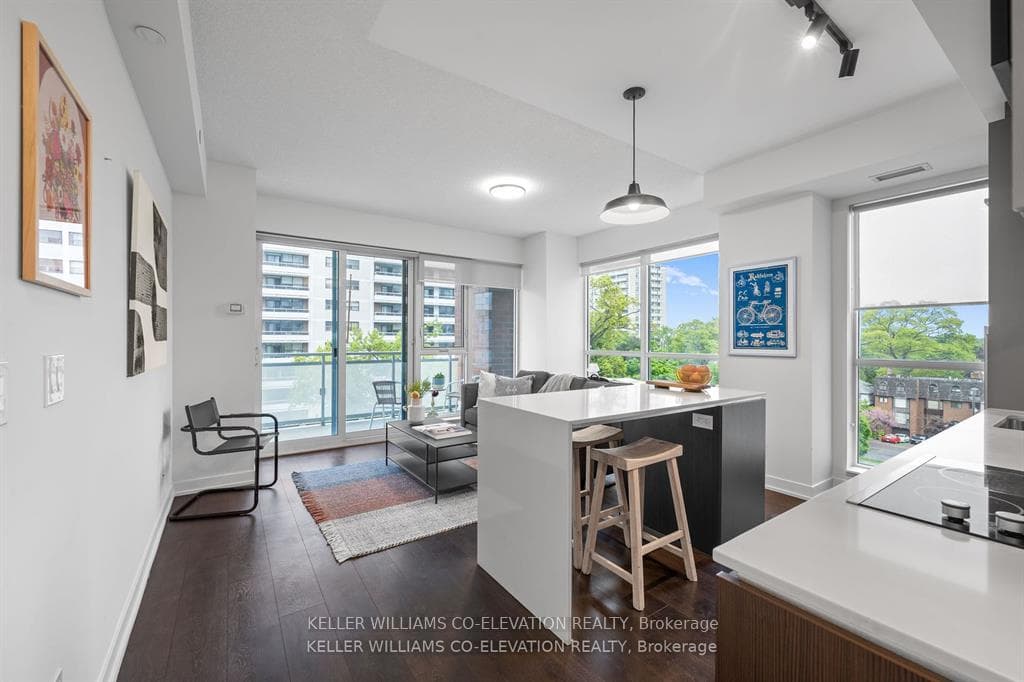1830 Bloor Street Unit 638 photo 4
