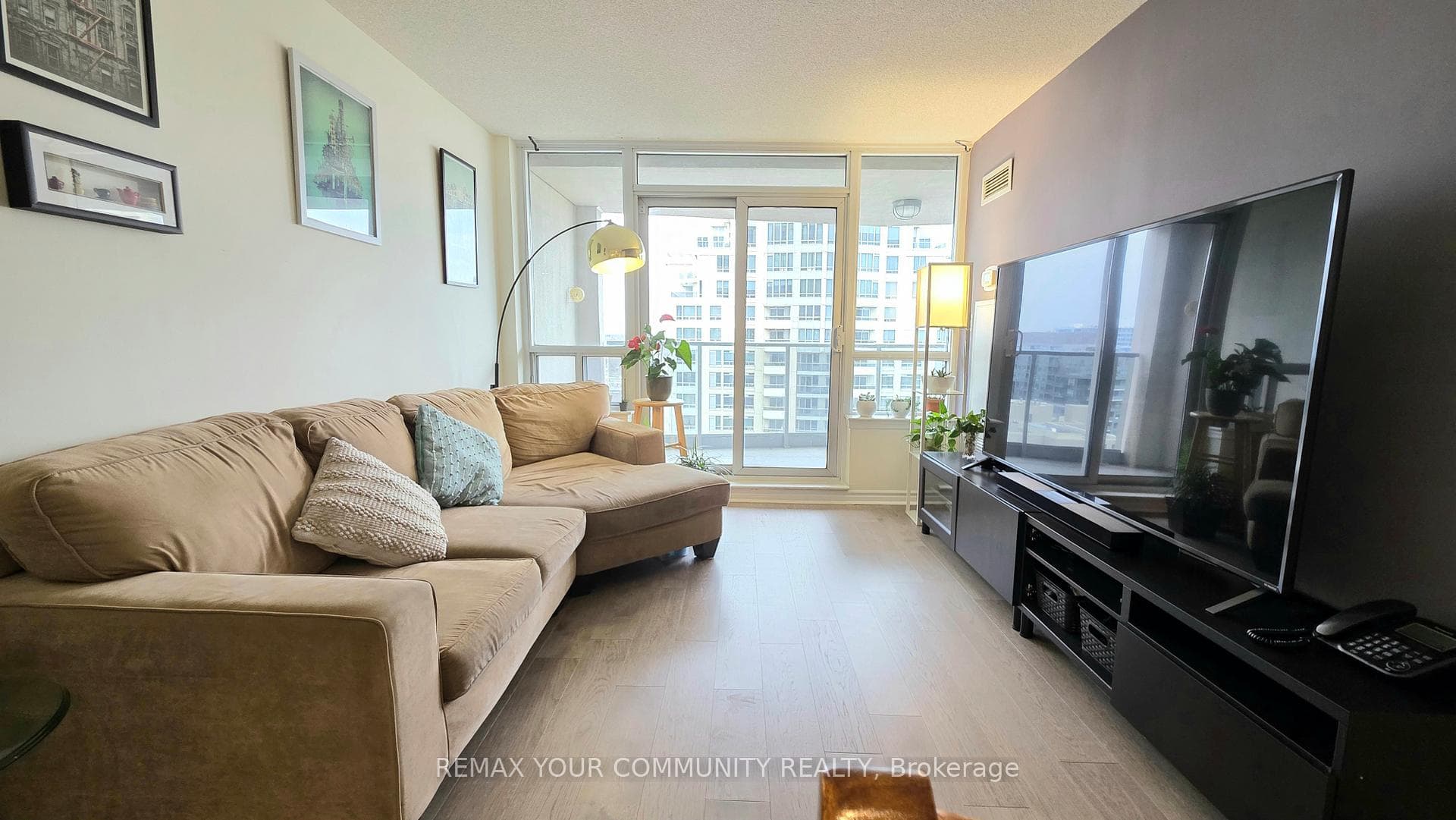 1 Rean Drive Unit 1503 photo 19