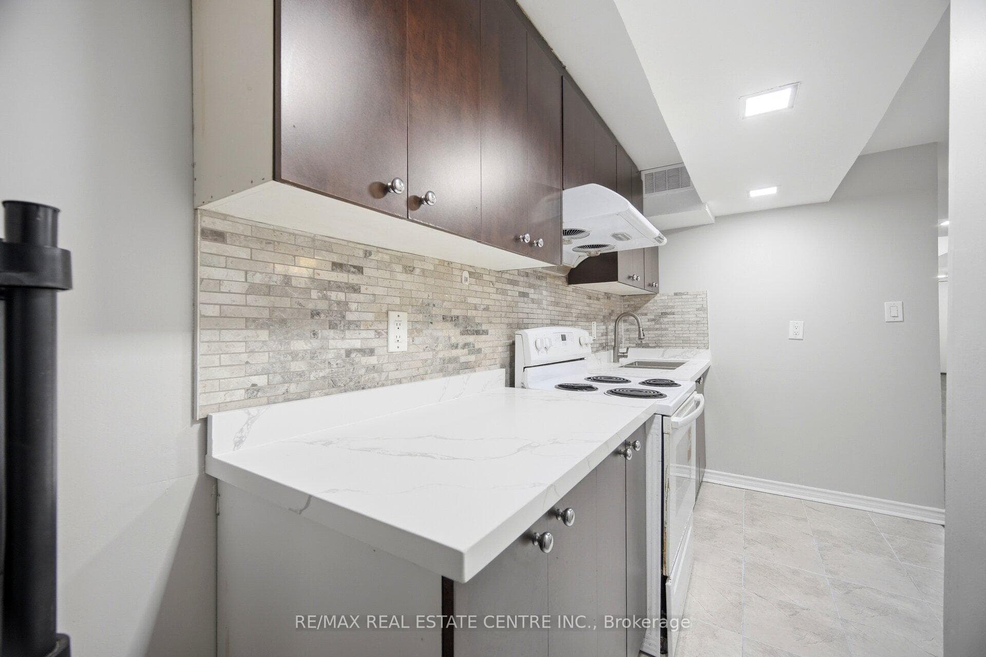 31 Spicebush Terrace photo 41