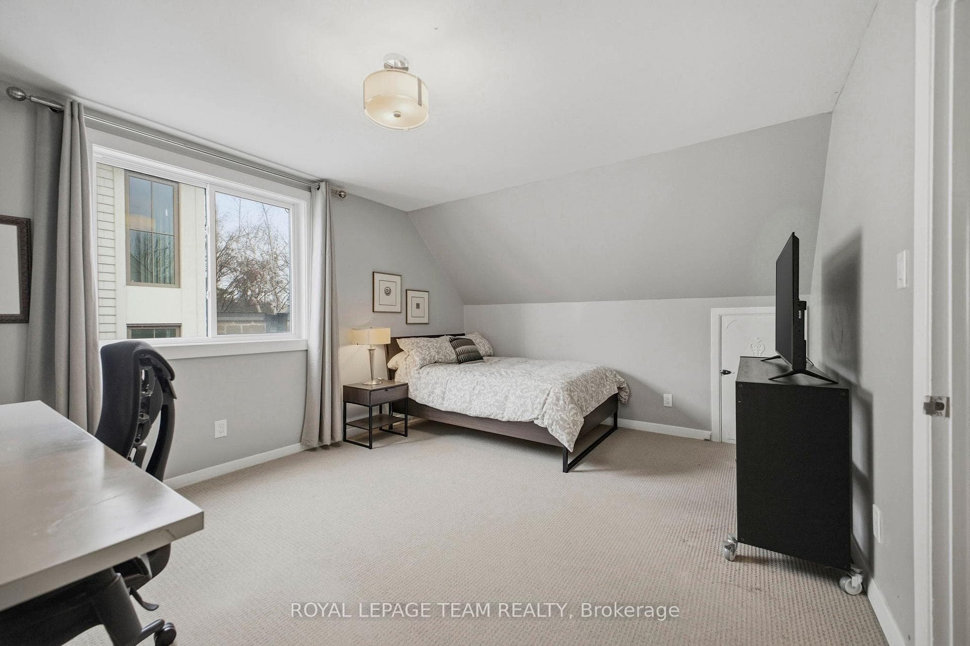513 Windermere Avenue photo 17