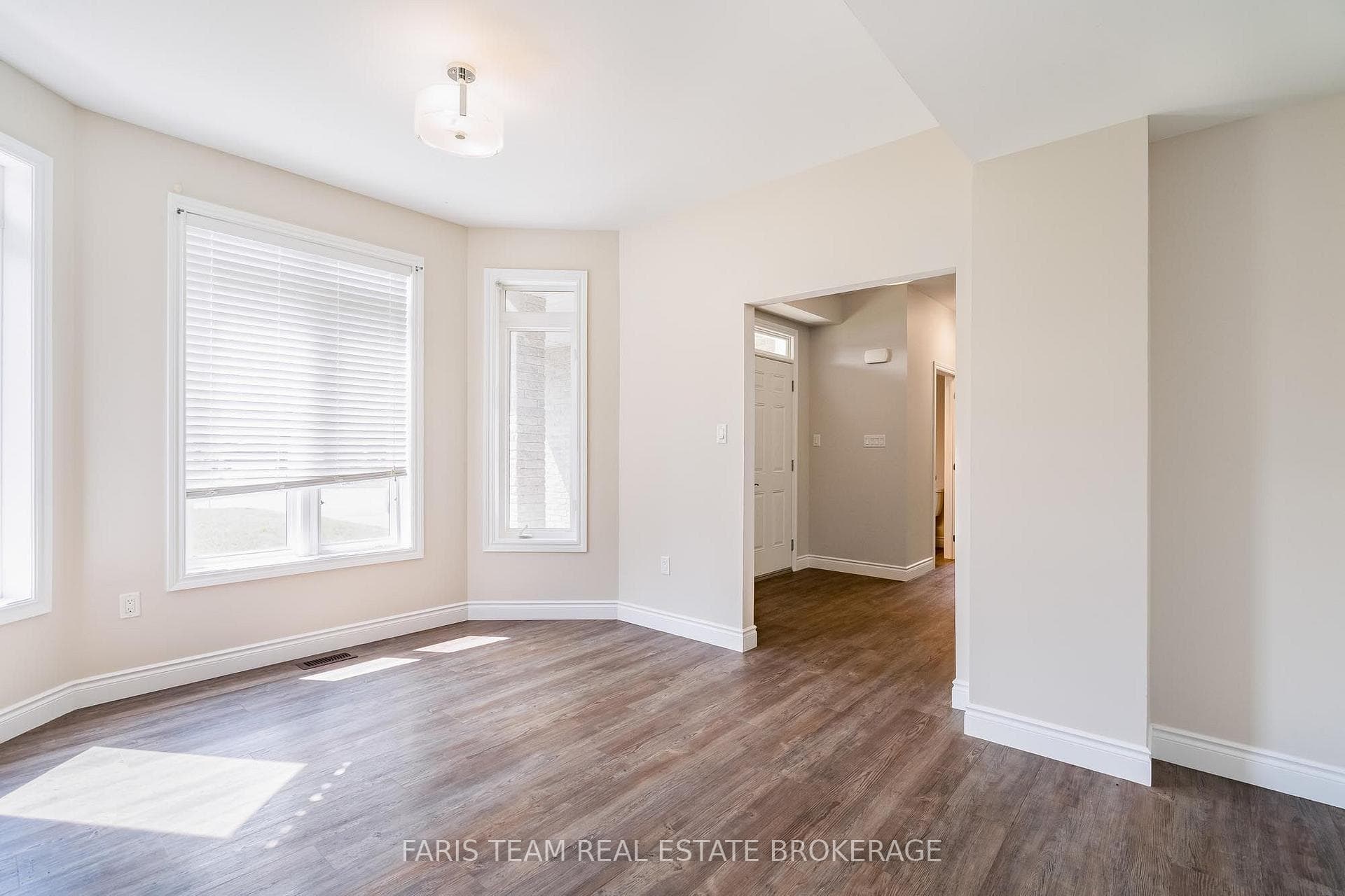 33 Sheppard Drive photo 14