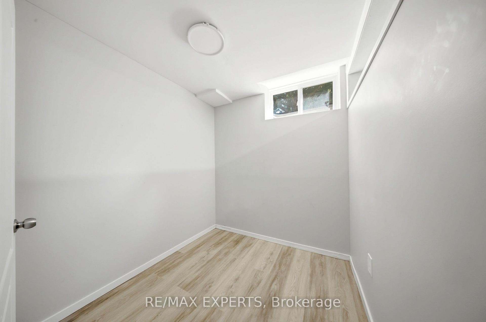 5910 Greensboro Drive Unit 113 photo 26
