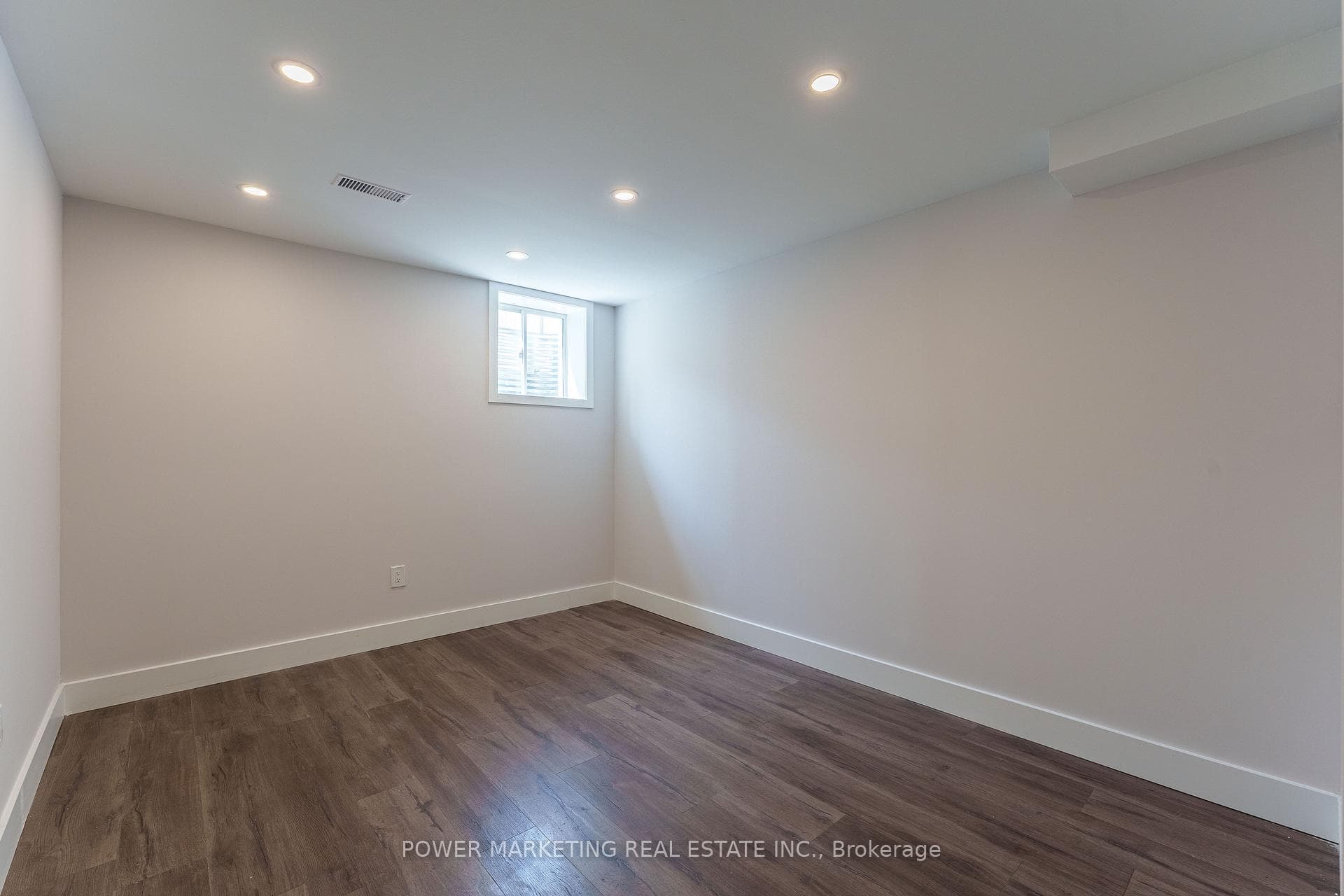 635 Perseus Avenue photo 35