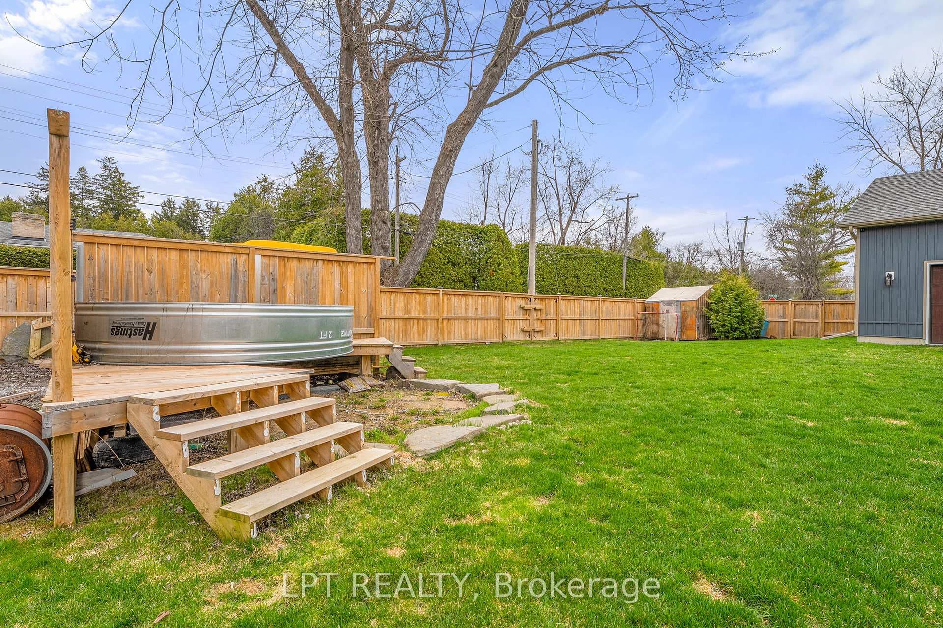 23 Dunkelman Drive photo 37