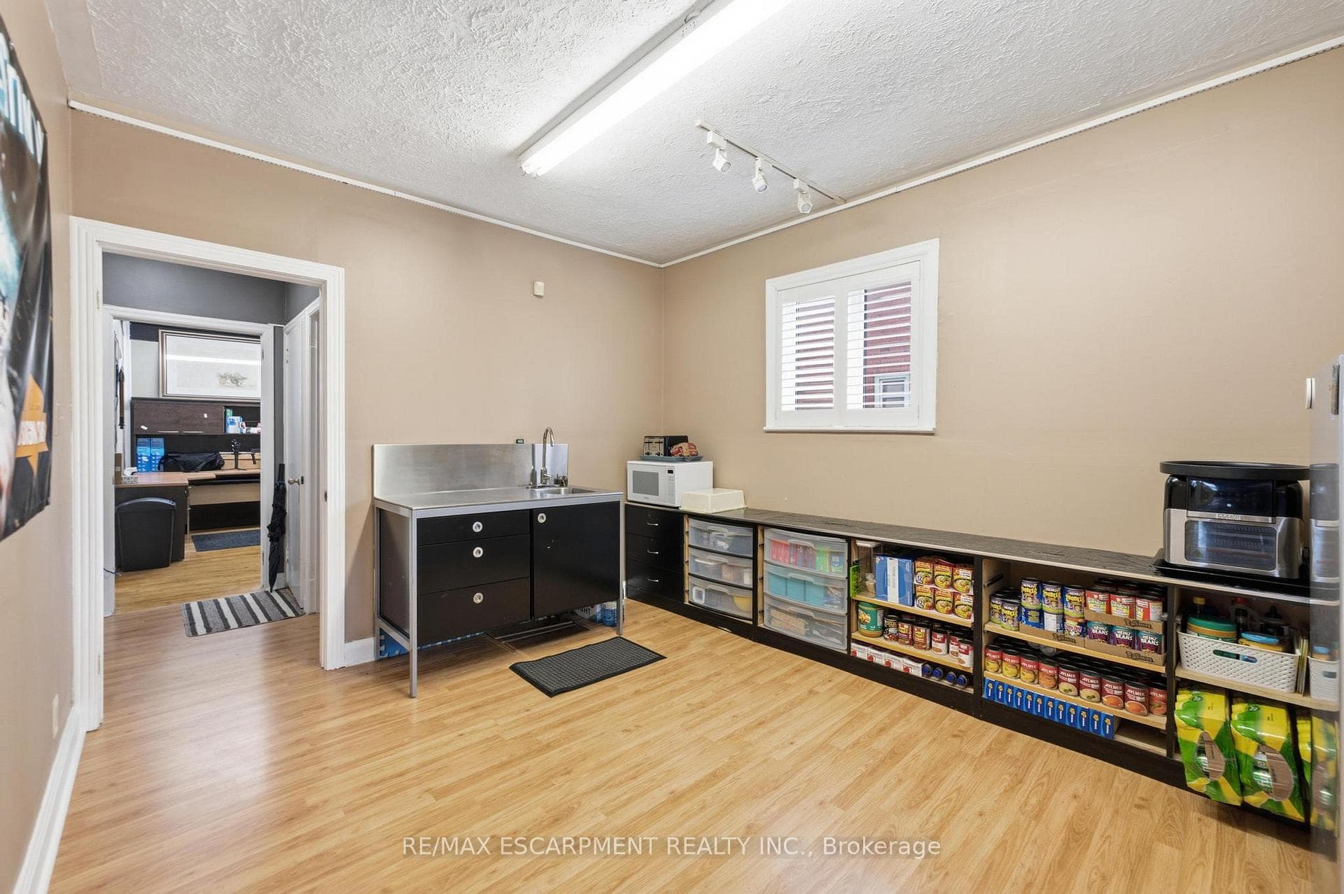1260 Highway 8 N/A photo 10