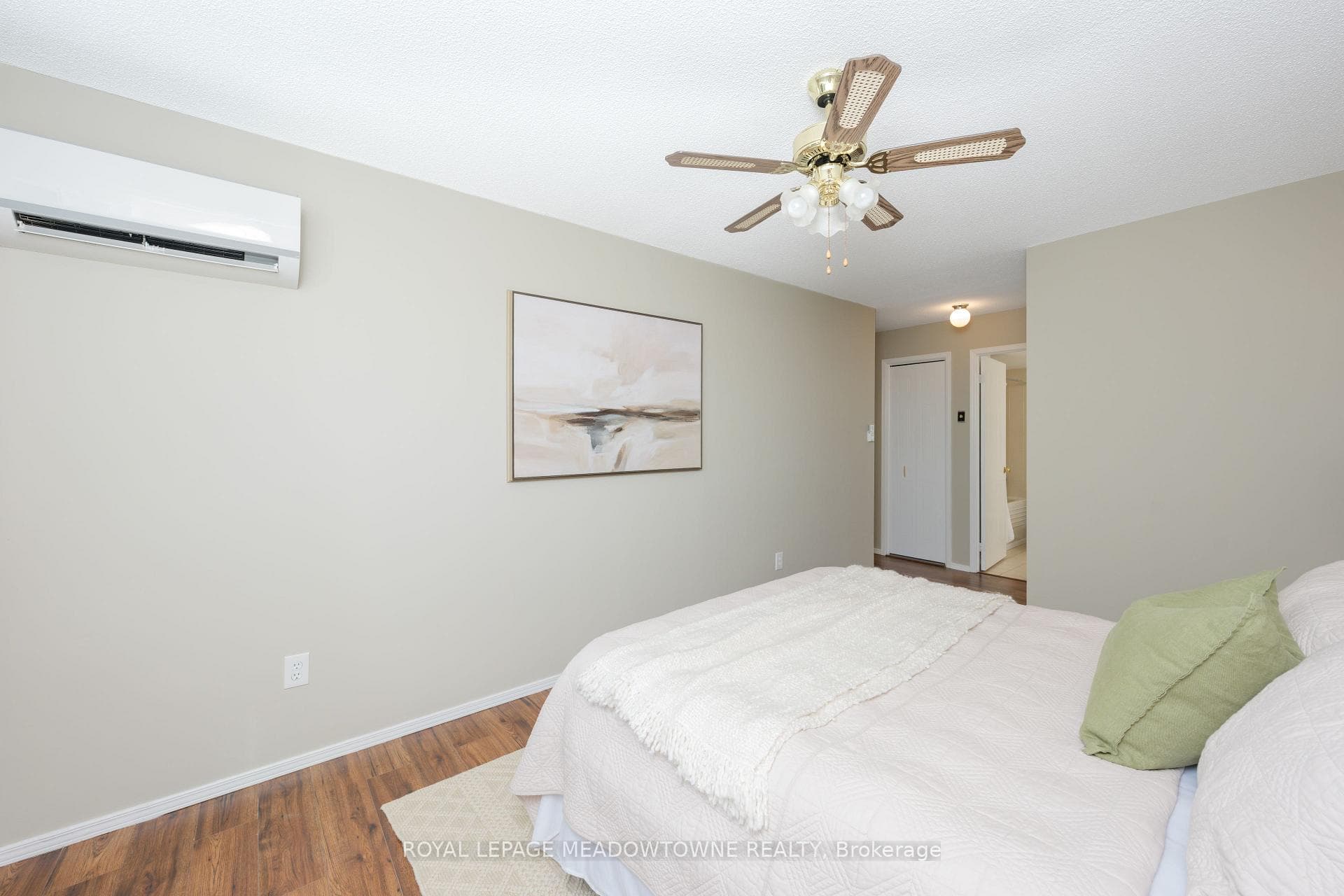 26 Hall Road Unit 302 photo 25