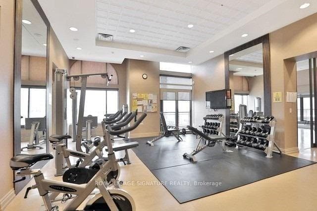 385 Prince Of Wales Drive Unit 2103 photo 18
