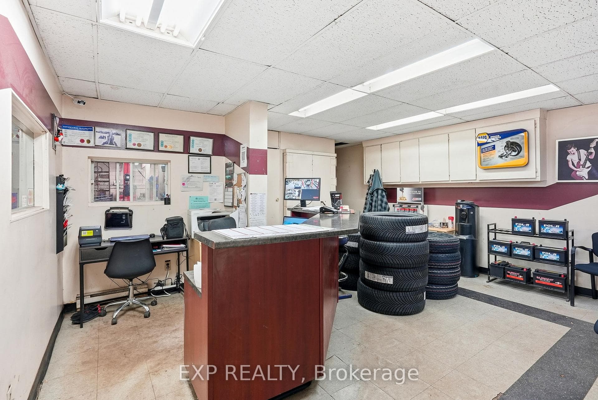 1237 1255 Cousineau Street photo 23