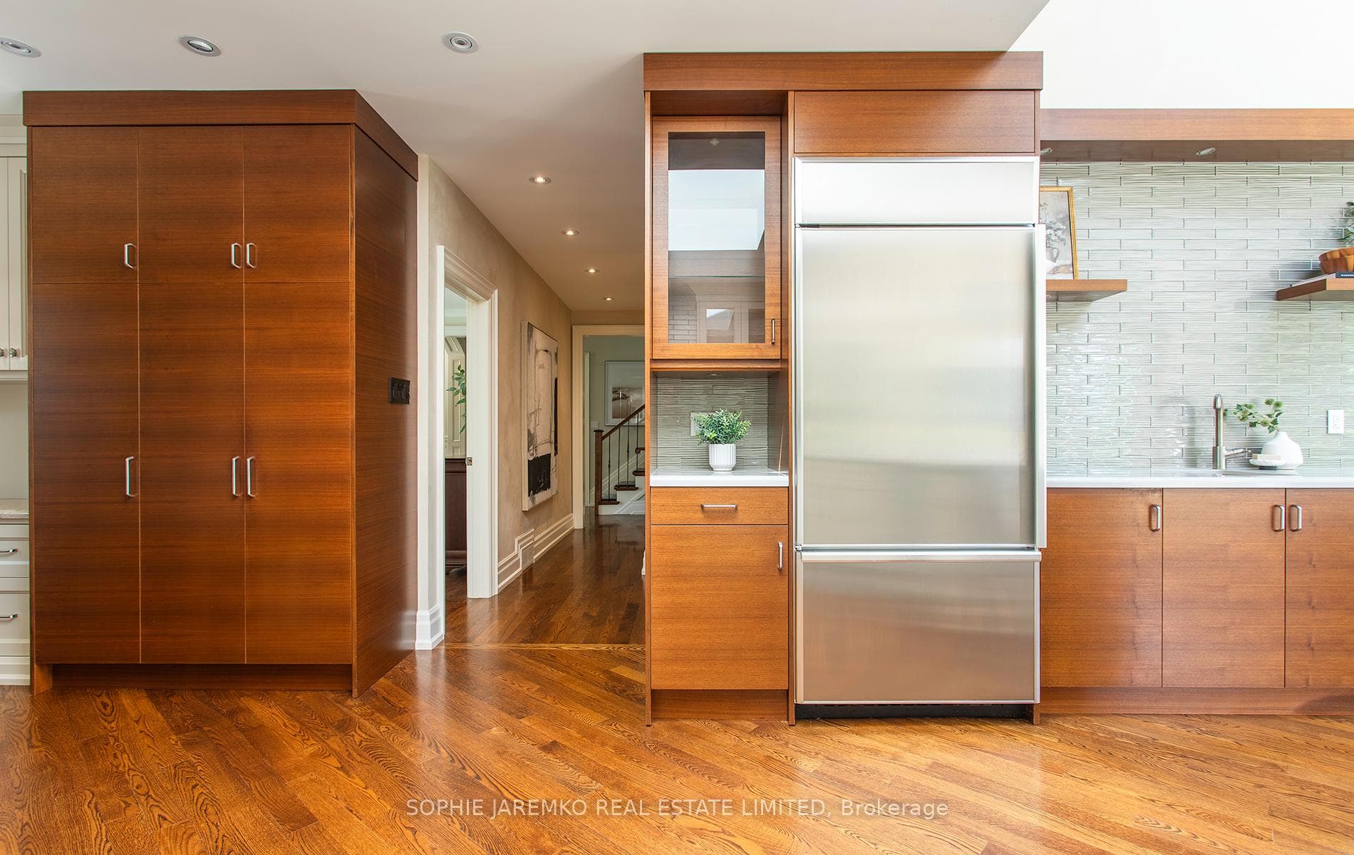 4 Twyford Court photo 20
