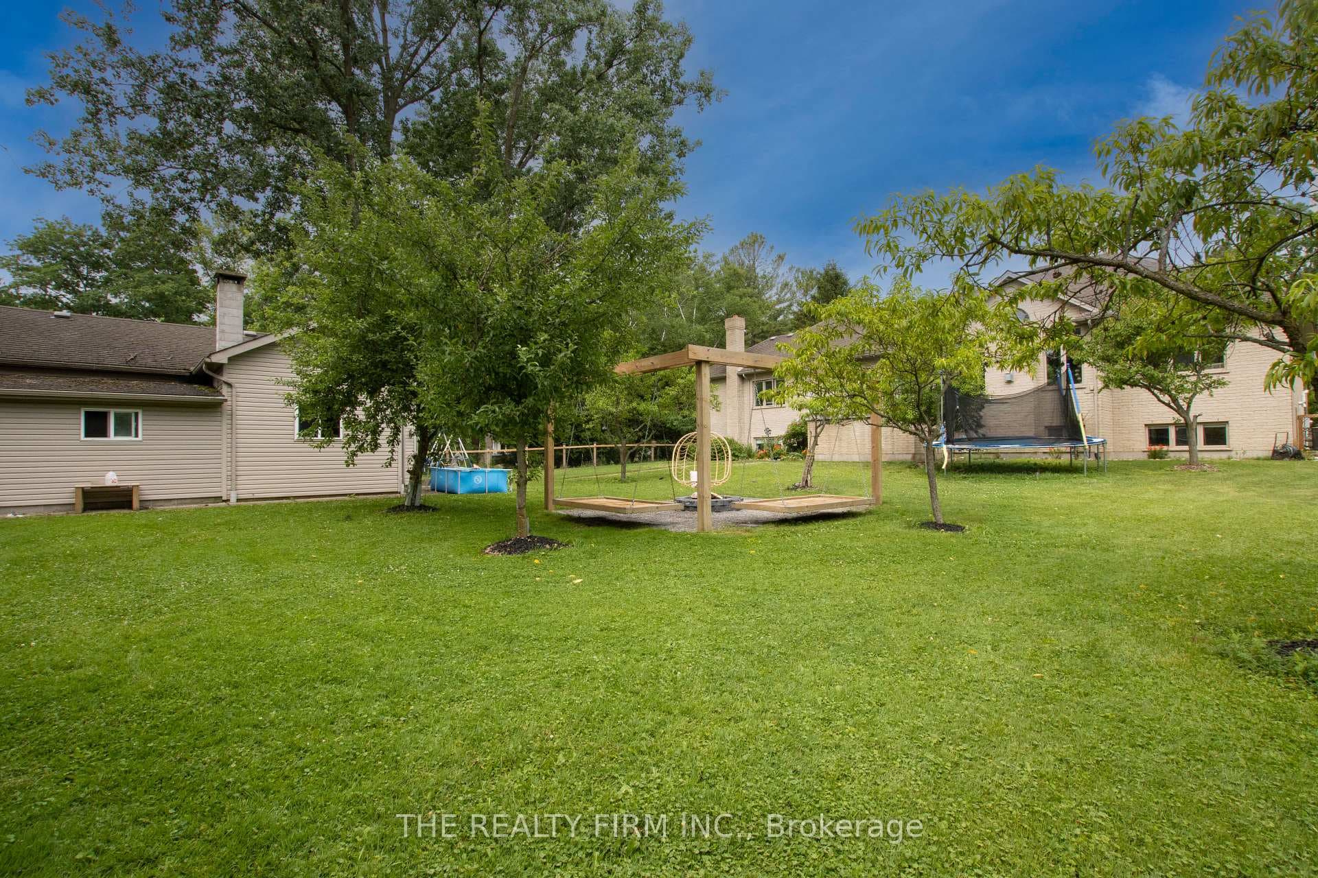 24677 Pioneer Line photo 38