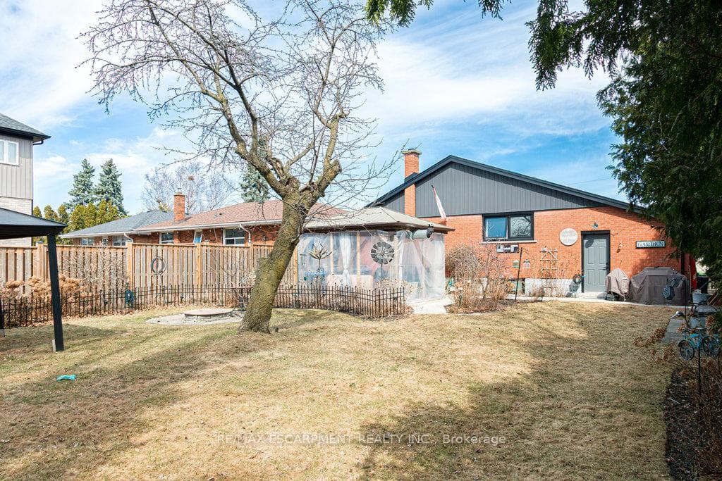 3 Pleasant Avenue photo 43
