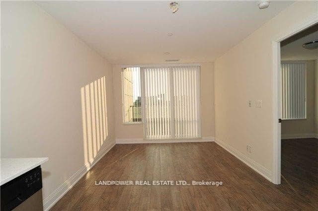18 Uptown Drive Unit 825 photo 3