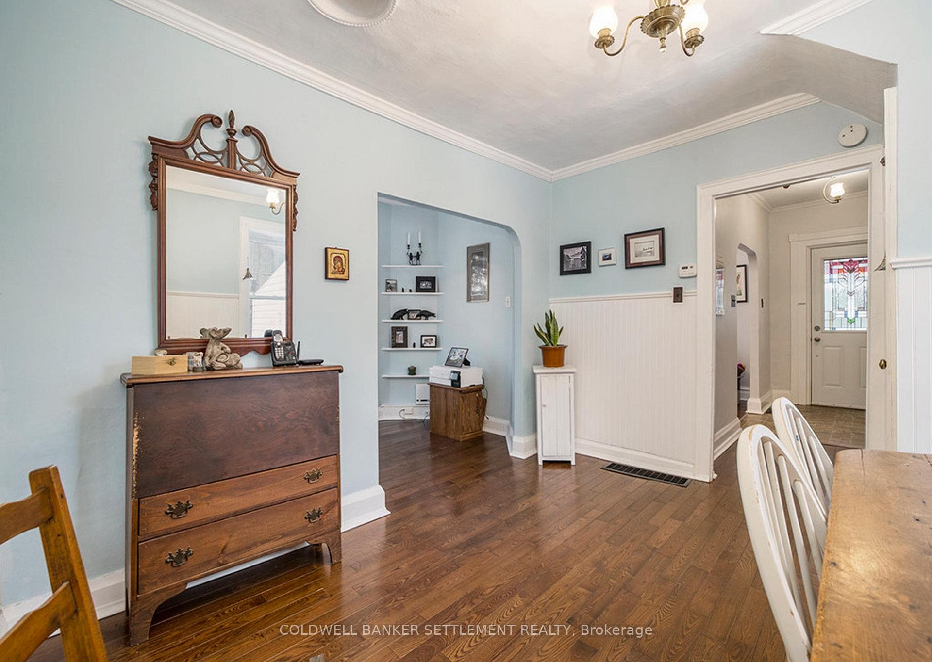 205 LEWIS Street photo 13