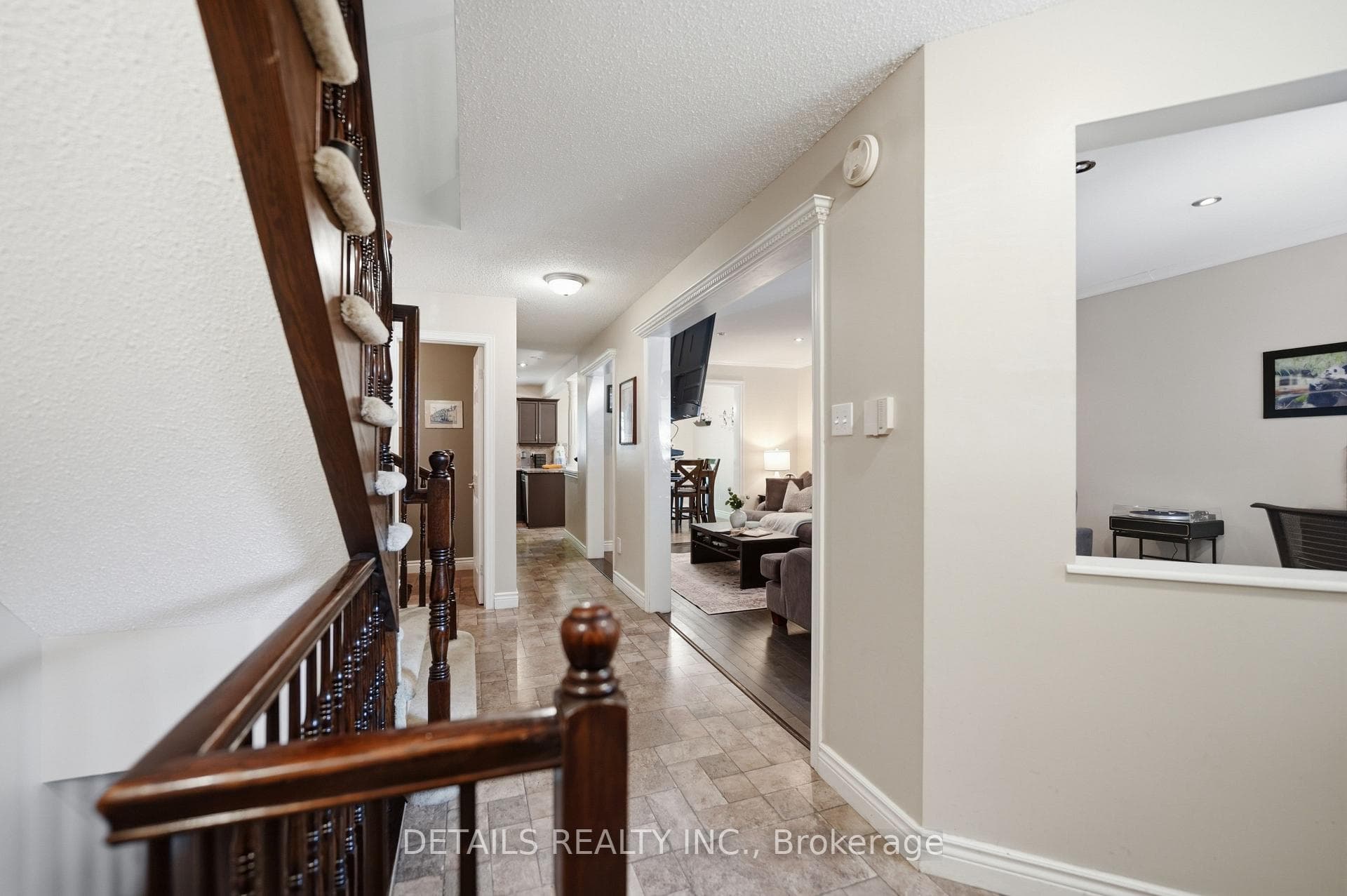 24 Southport Drive photo 4