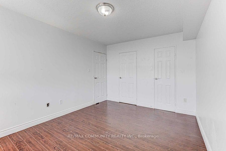 10 Stonehill Court Unit 1210 photo 17