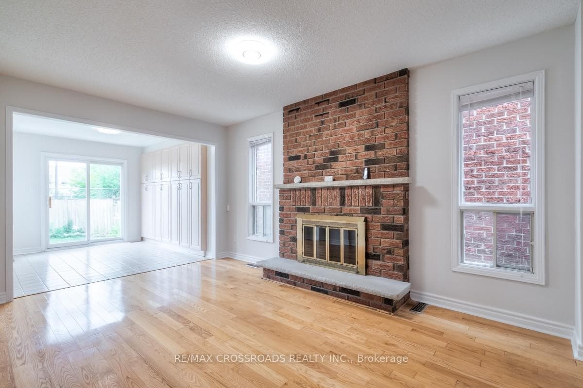 65 Durness Avenue photo 15