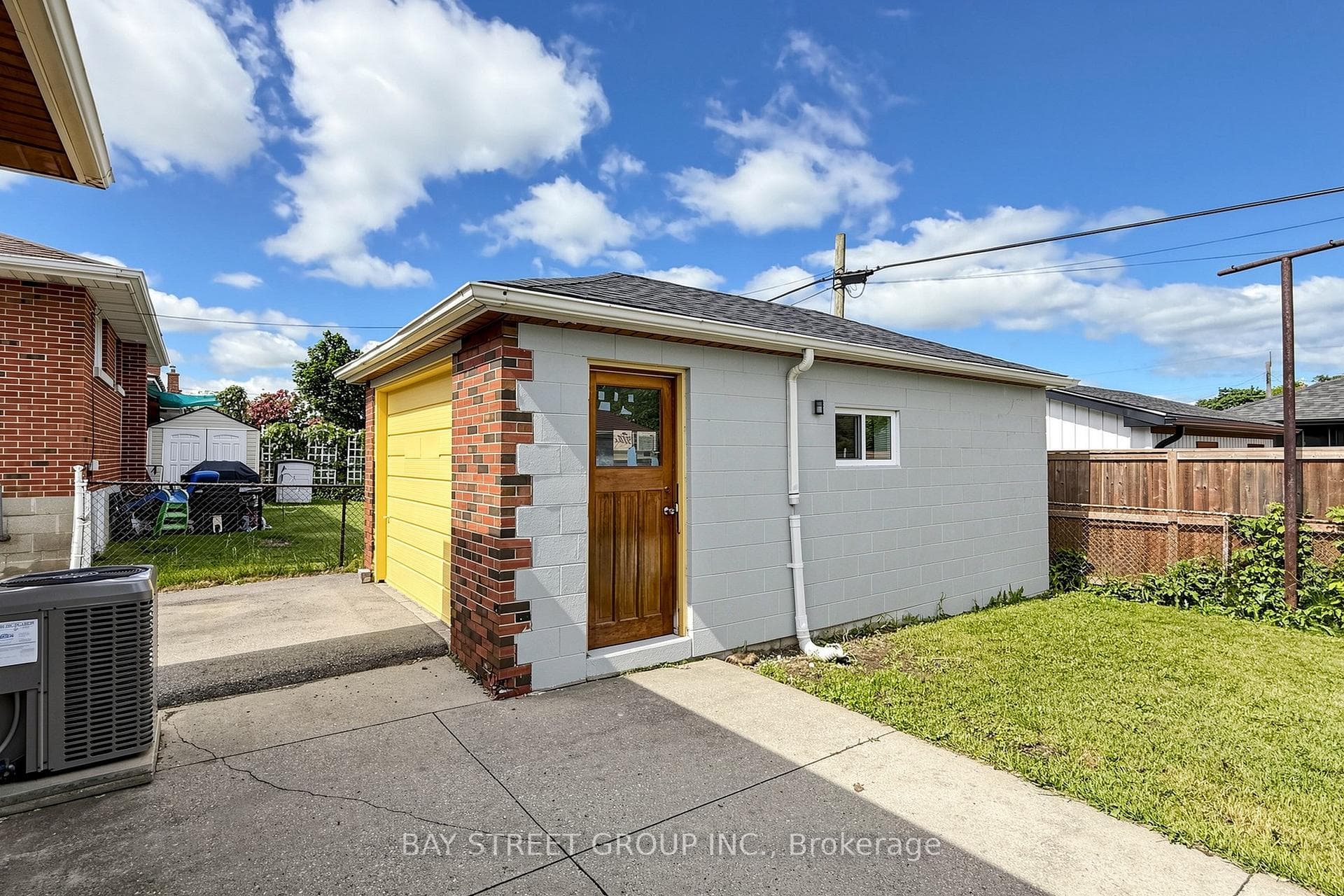 28 Warren Avenue photo 38